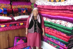 Local-cheber_handmade-blankets-compressed